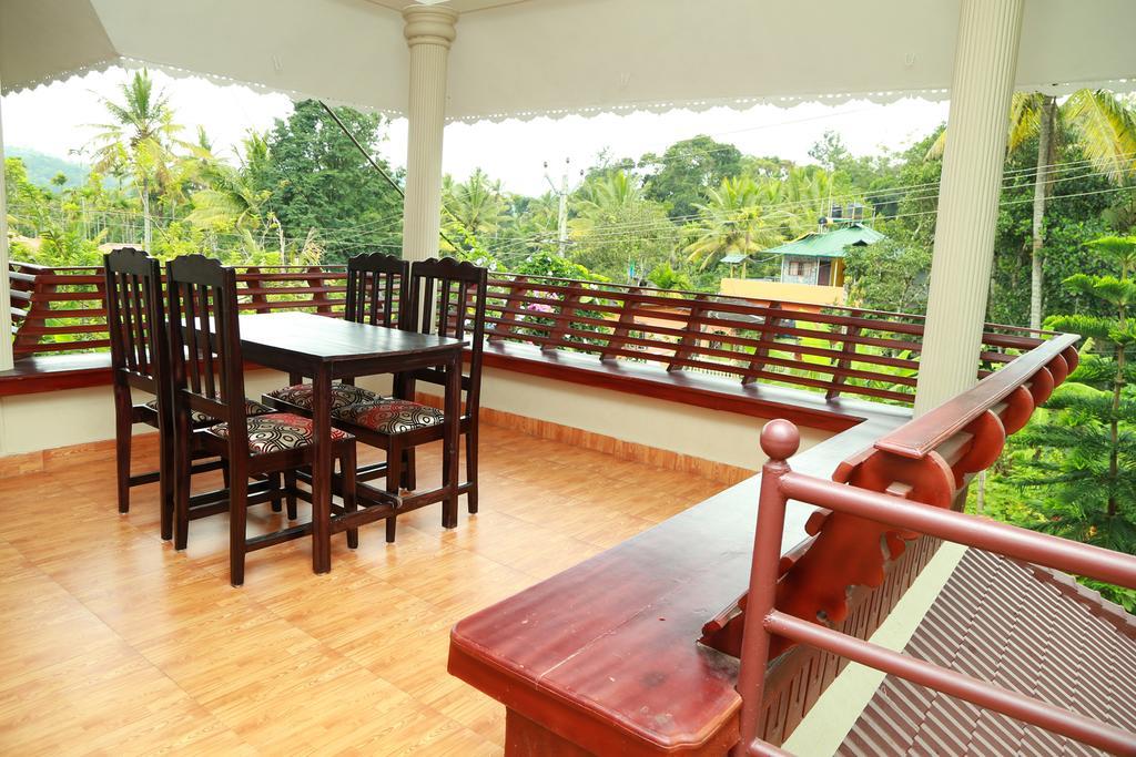 Ferndale Homestay Thekkady Buitenkant foto