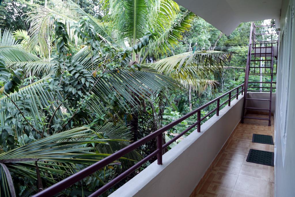 Ferndale Homestay Thekkady Buitenkant foto